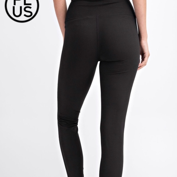 3X PLUS SIZE LASER CUT YOGA BAND BLACK LEGGINGS - Picture 3 of 3